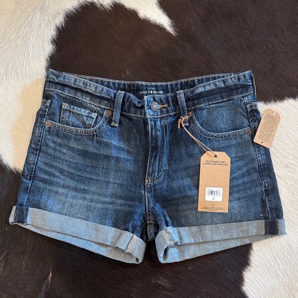 Lucky Brand Women's Dark Blue Jean Shorts size 25/0. NEW with tags!
